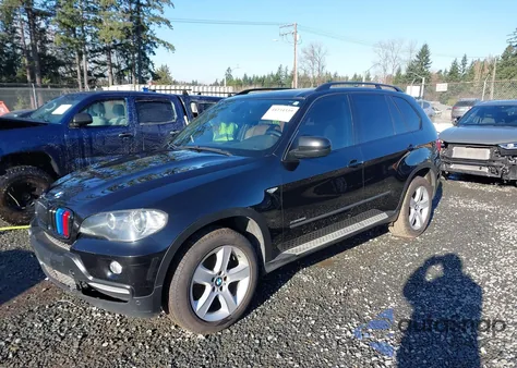 2010 BMW X5 xDrive30I z USA, uszkodzony, nr VIN 5UXFE4C53AL381092